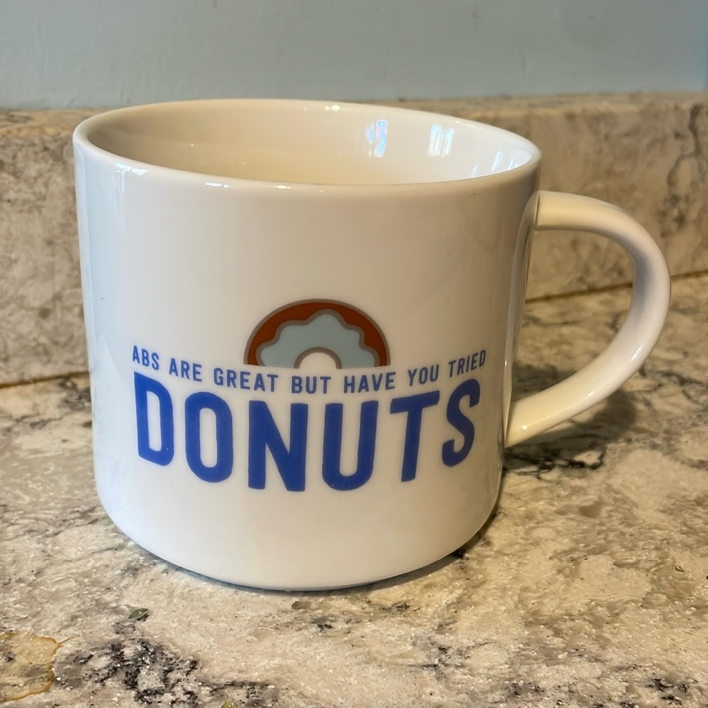 Room Essentials mug